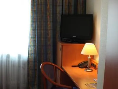 Hotel Niederräder Hof 3*
