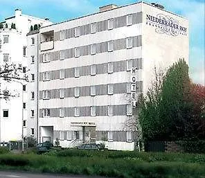Niederräder Hof Hotel 3*